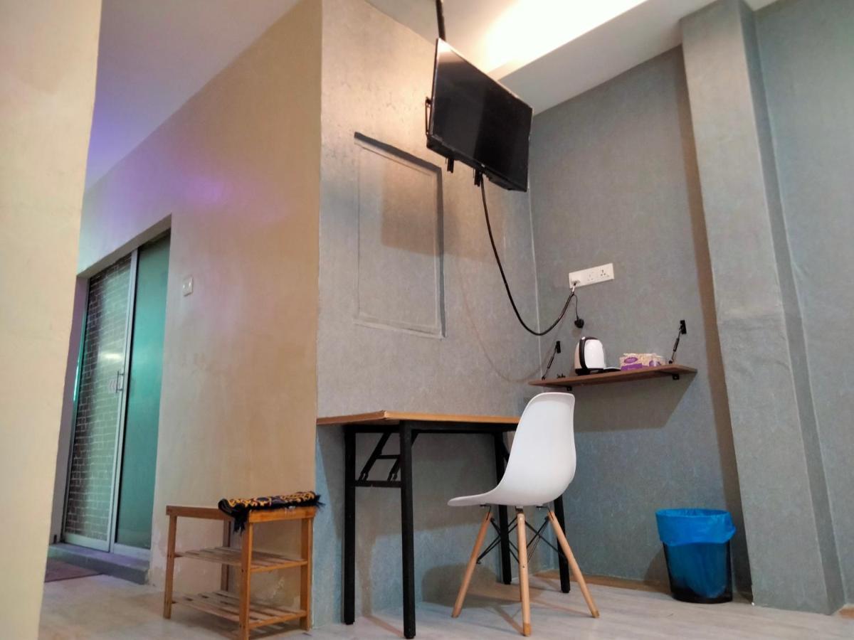 Pine Hotel Batu Gagah Exterior foto