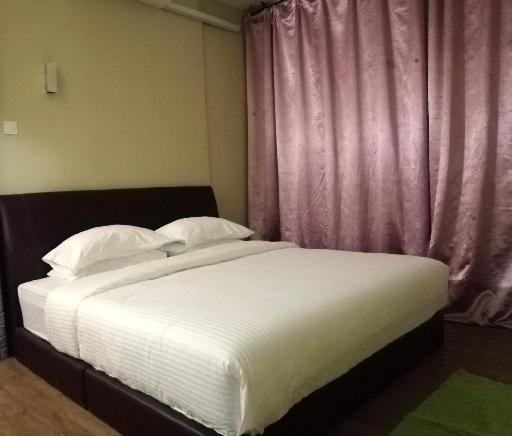 Pine Hotel Batu Gagah Exterior foto
